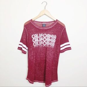 Modern Lux Burgundy Scripted Tee sz L